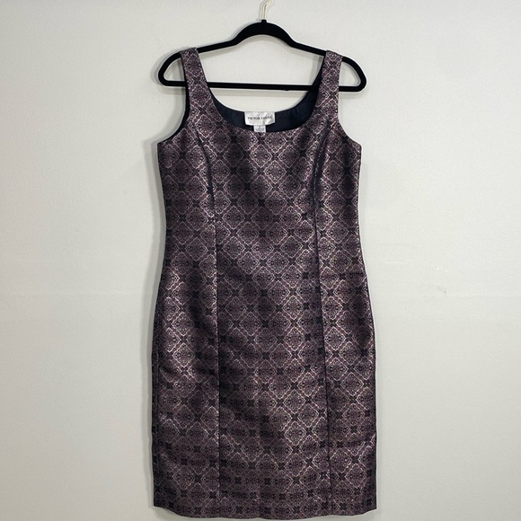 Victor Costa Dresses & Skirts - Victor Costa Elegant Cocktail Sheath Sleeveless Metallic Women's 8 Purple